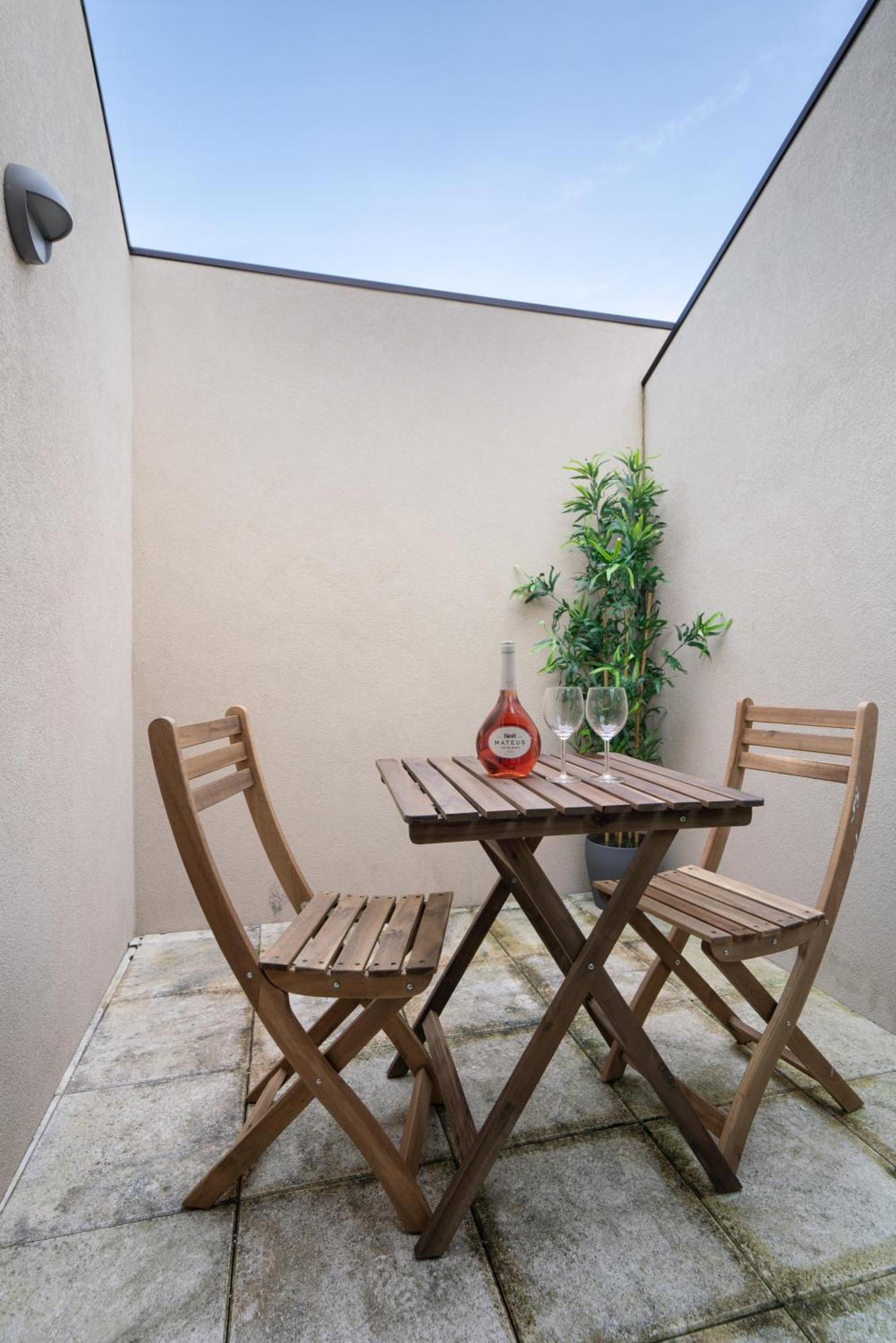 Host Wise - Central Private Flats - Terrace Porto Zimmer foto